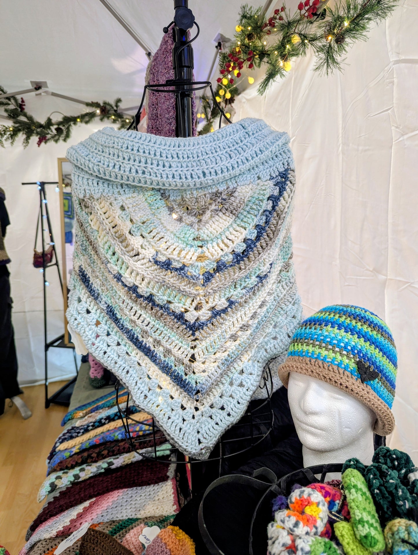 Shrug, Scarf