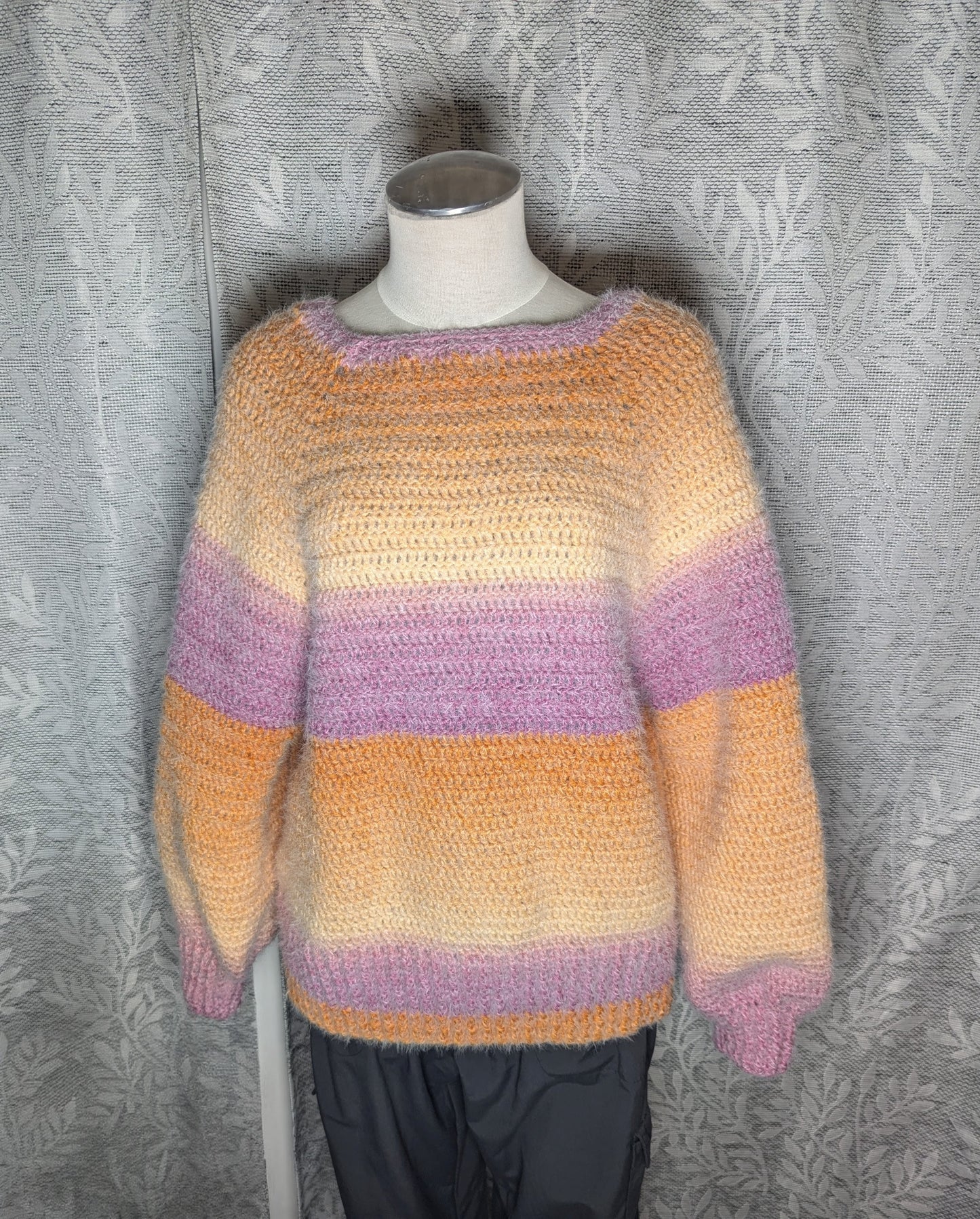 Crochet Sweater "Peachy Keen"